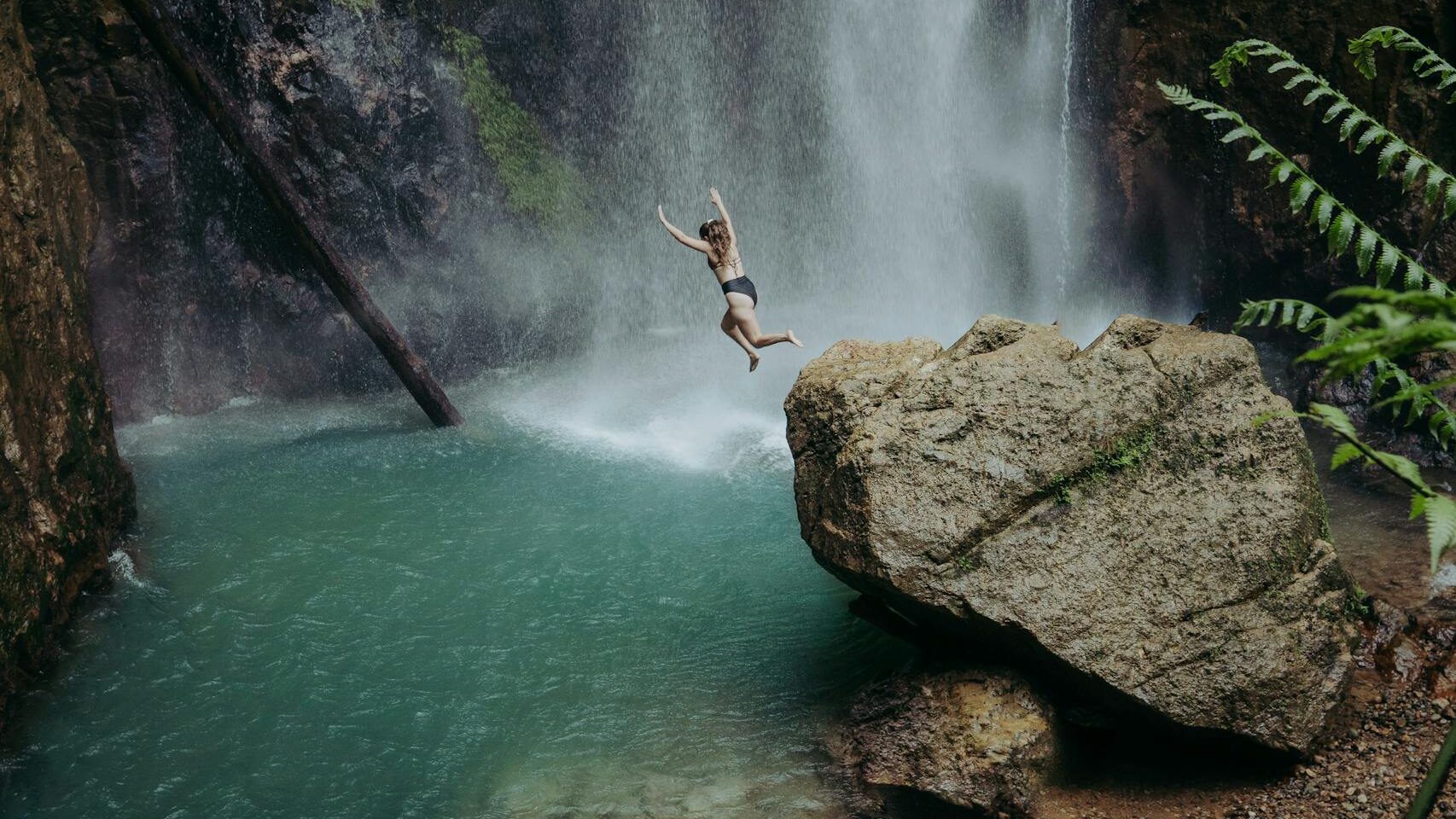 Jumping into water dream